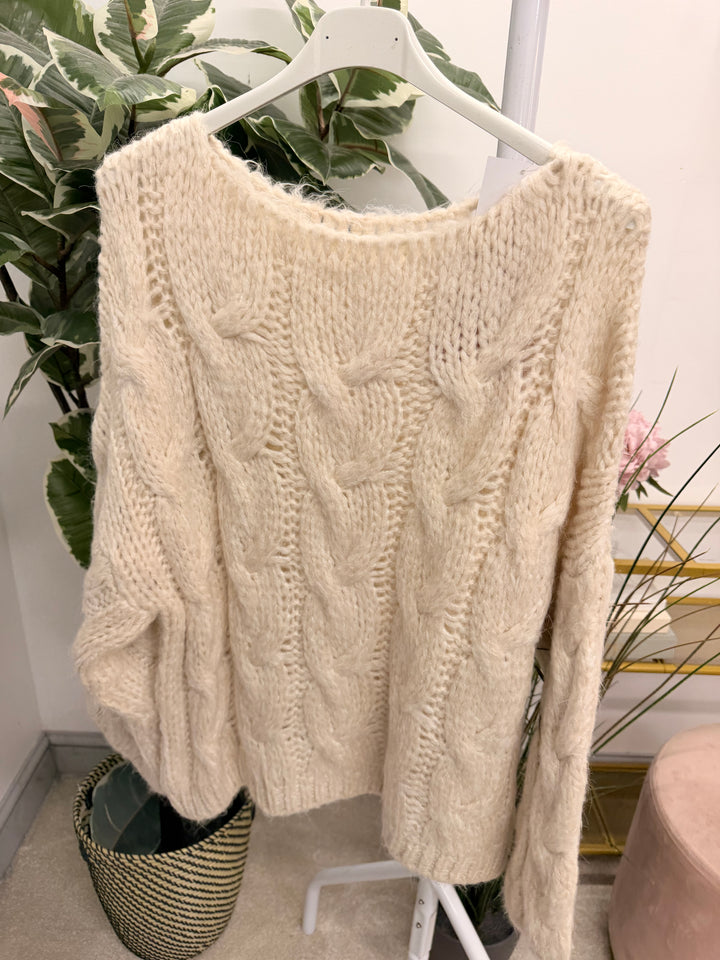 The STORM chunky cable knit jumper - 4 colours