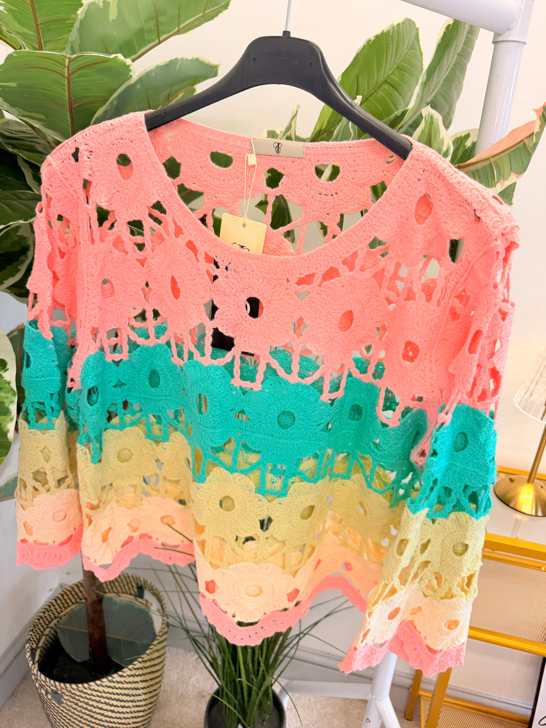 The HILDA top - 2 colours