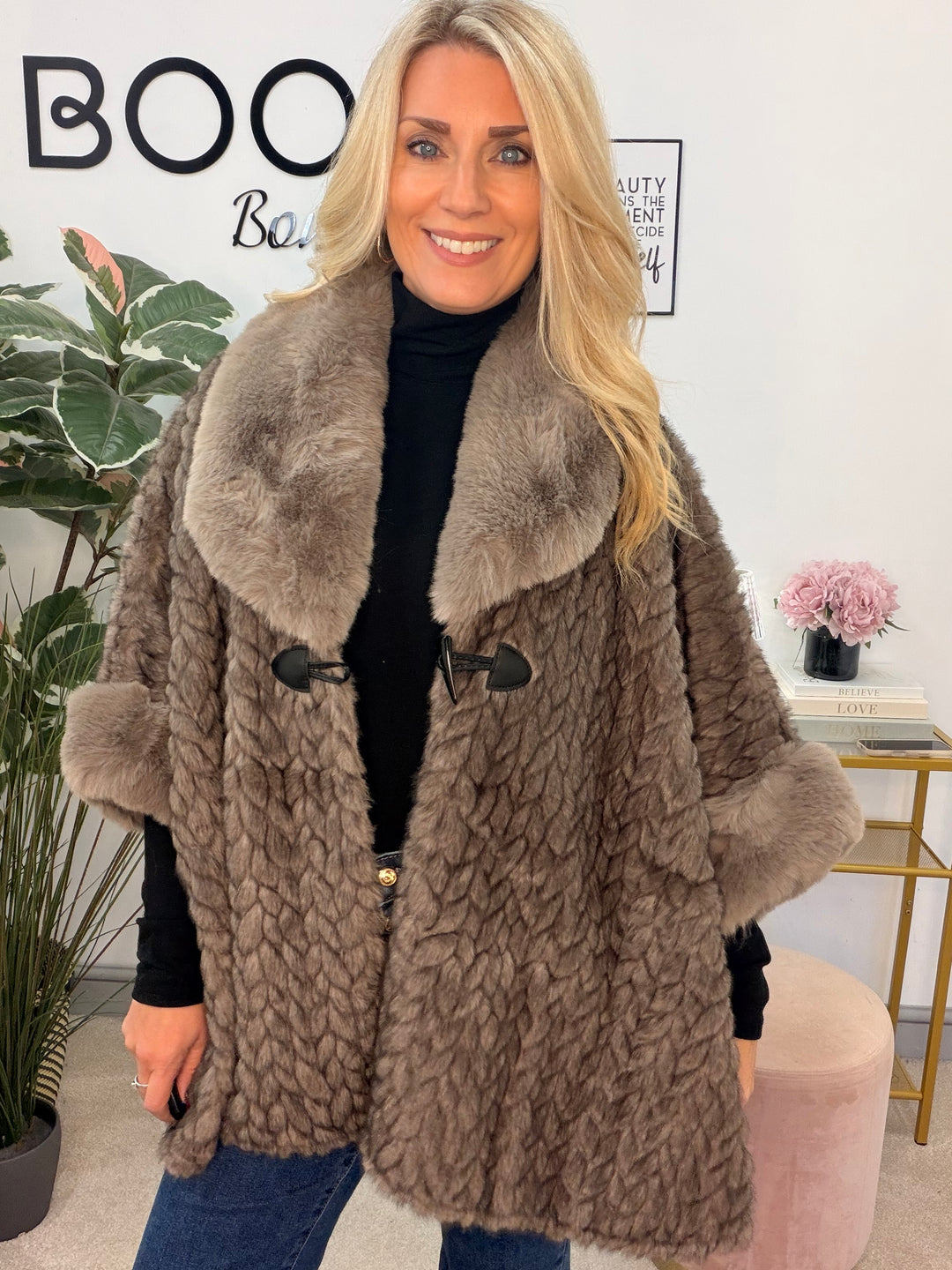 The EMILY luxe faux fur cape - 5 colours