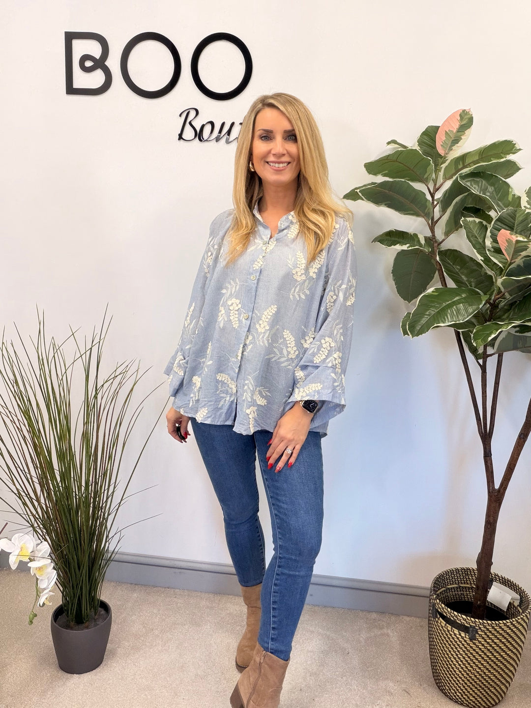 LADIES BLUE WHITE PINSTRIPE BLOUSE SHIRT