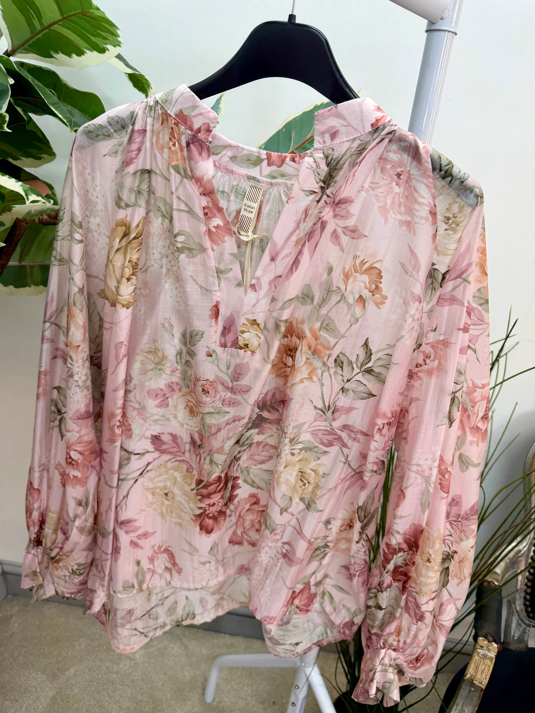 Ladies Fashion Pretty Floral Print Blouse - Pink, White & Blue