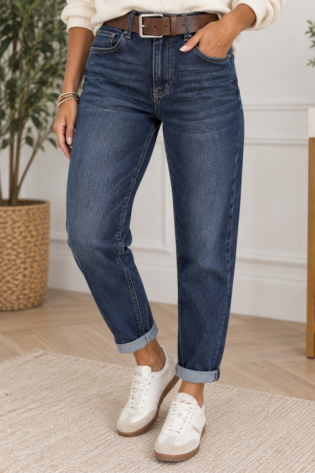 The ORLA dark blue mom fit jeans
