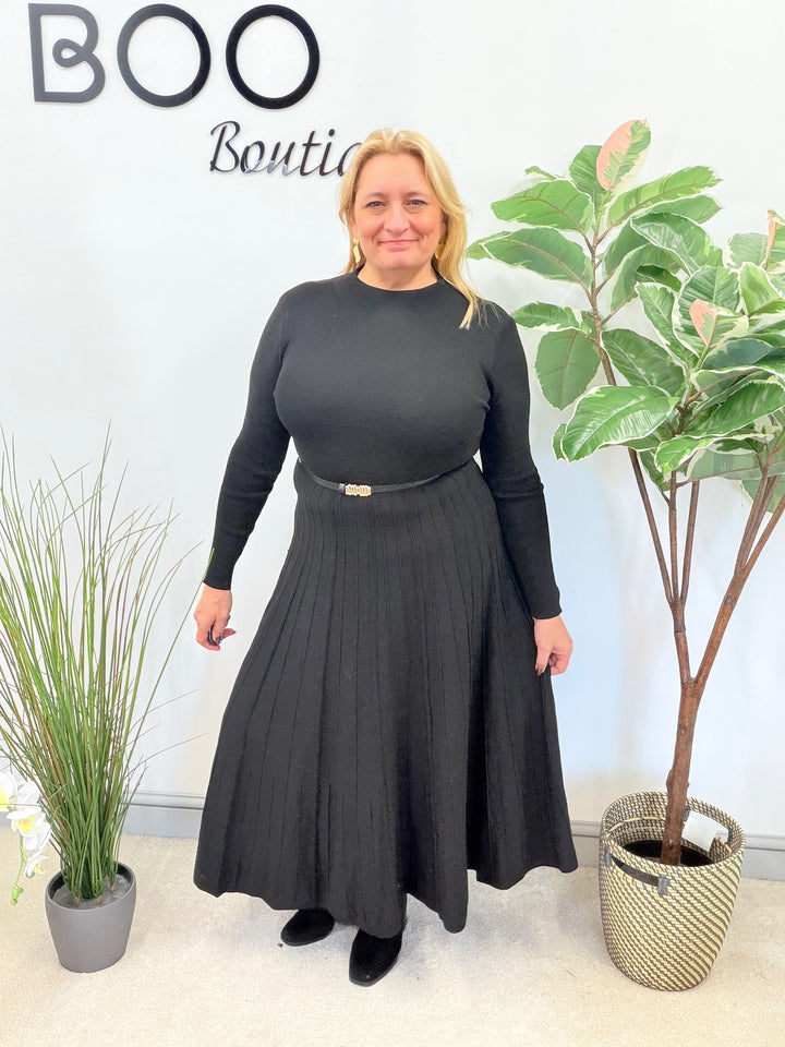 LADIES FASHION BLACK KNITTED PLEATED SKIRT MAXI DRESS