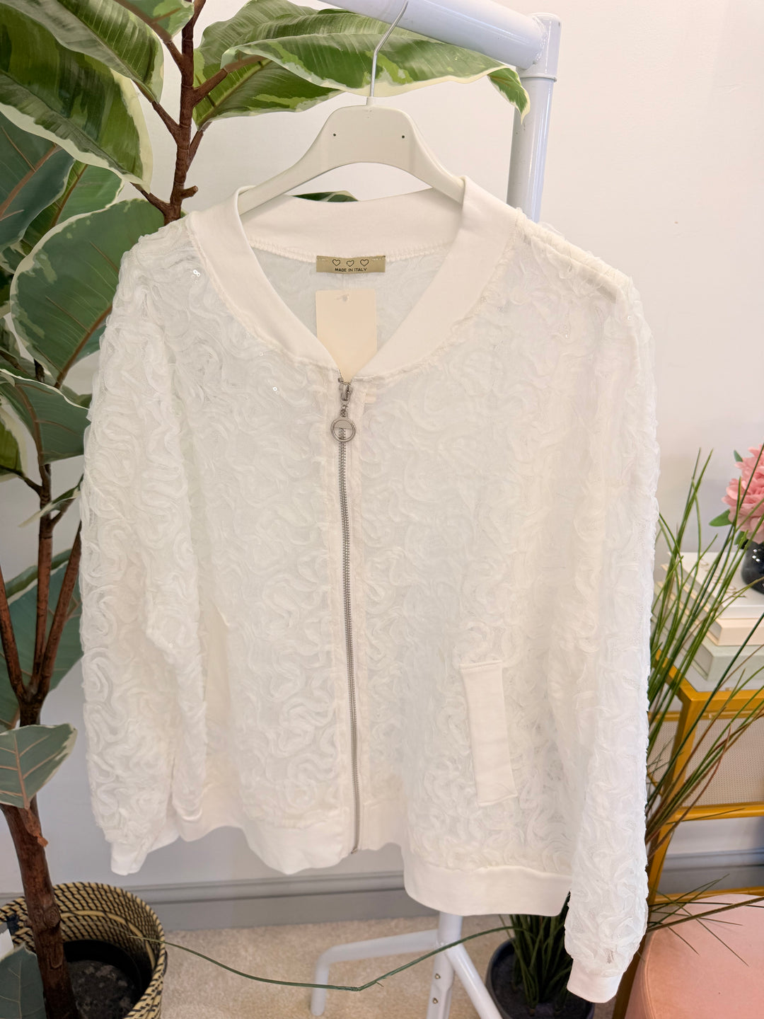 The PANSY white jacket