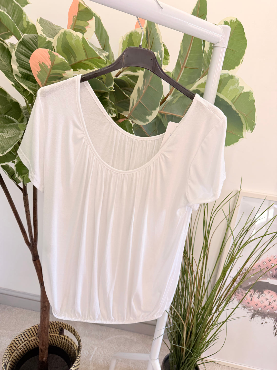 Ladies Easy to Wear Bubble Summer Top white