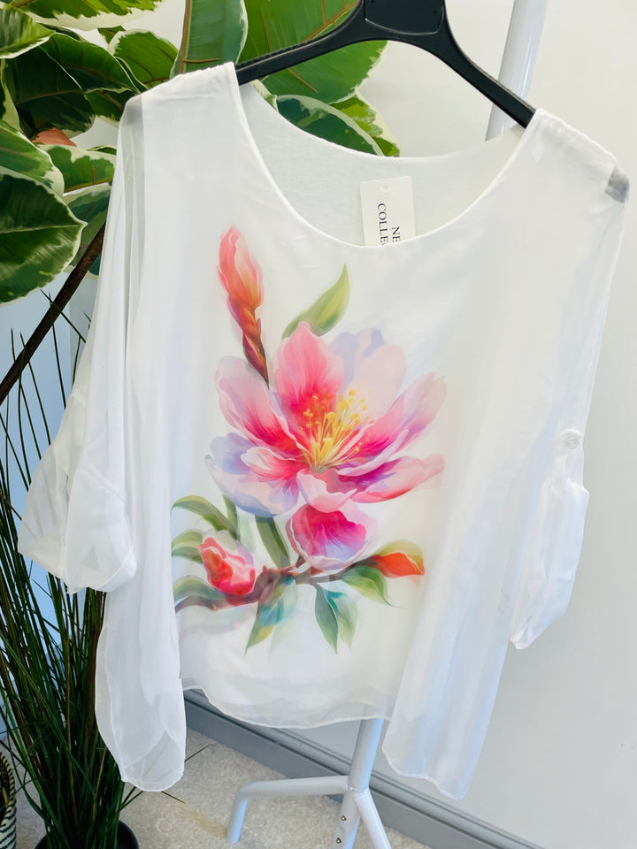 LADIES WHITE SILKY LOOSE FIT PRETTY FEMININE SUMMER TOP