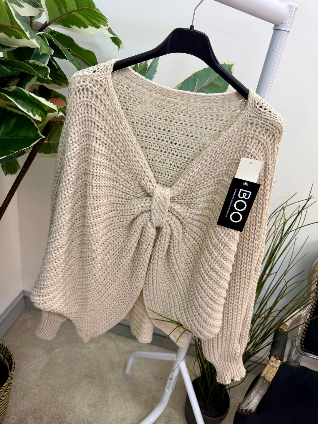 LADIES CHUNKY KNIT TWIST FRONT JUMPER - GREY, BEIGE & PINK