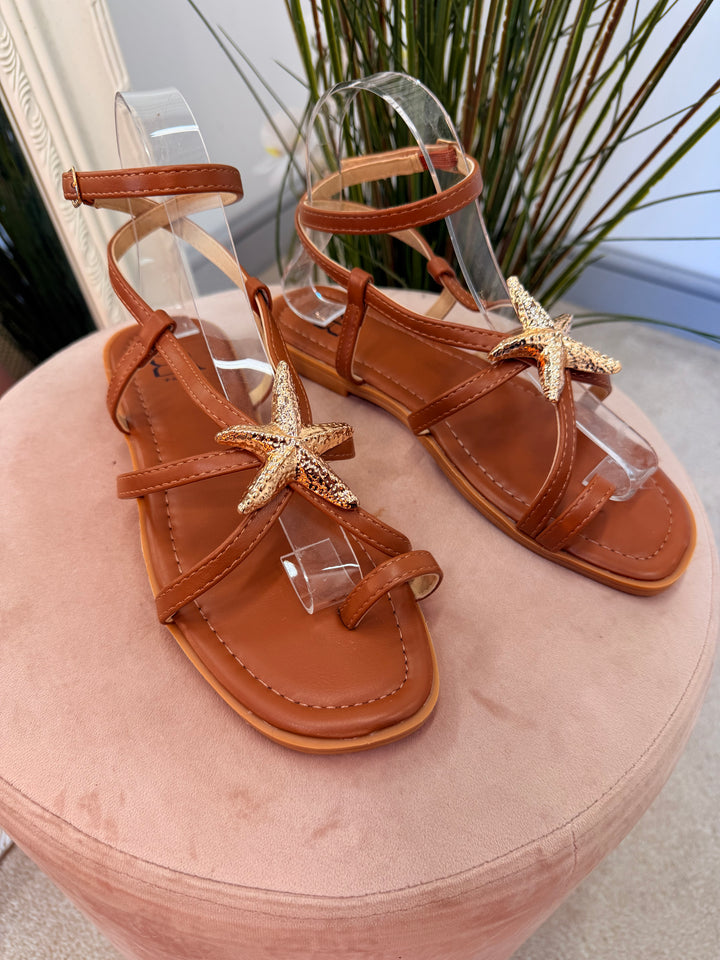 Ladies Flat Gladiator Sandals - beige and tan