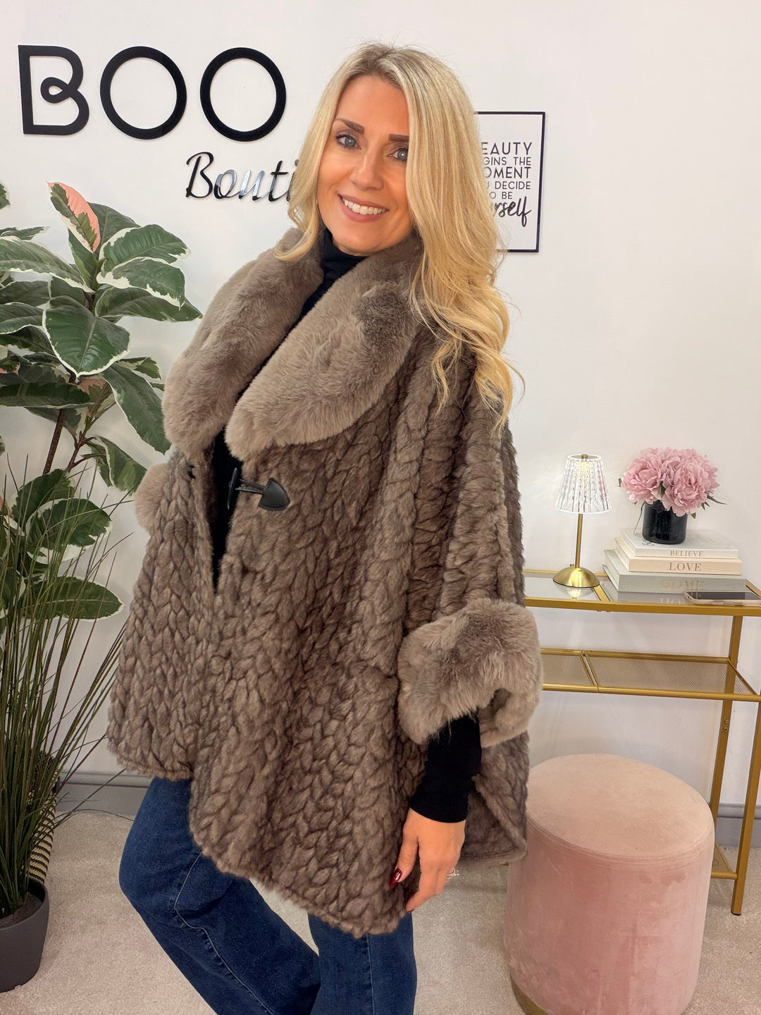 The EMILY luxe faux fur cape - 5 colours