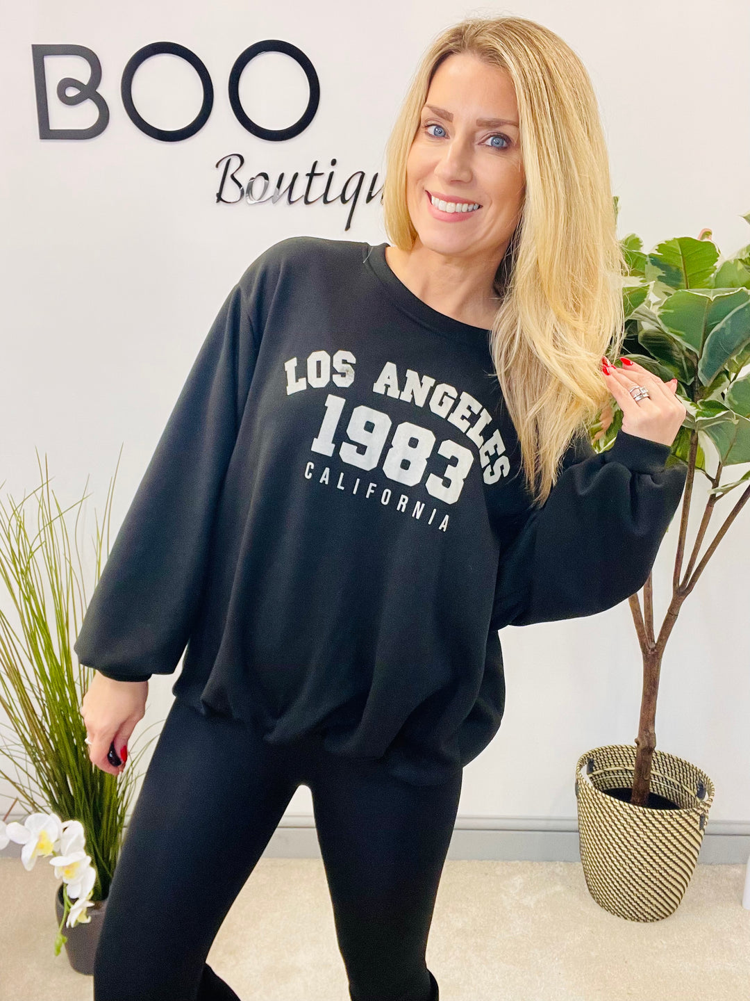 LADIES BUBBLE HEM NEW YORK SWEATSHIRT TOP - BERRY, BLACK, TAUPE, CREAM & BROWN