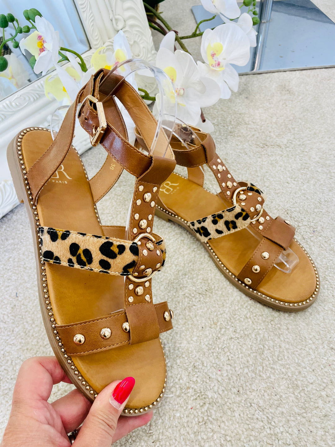 LADIES TAN FLAT SUMMER GLADIATOR SANDALS 
