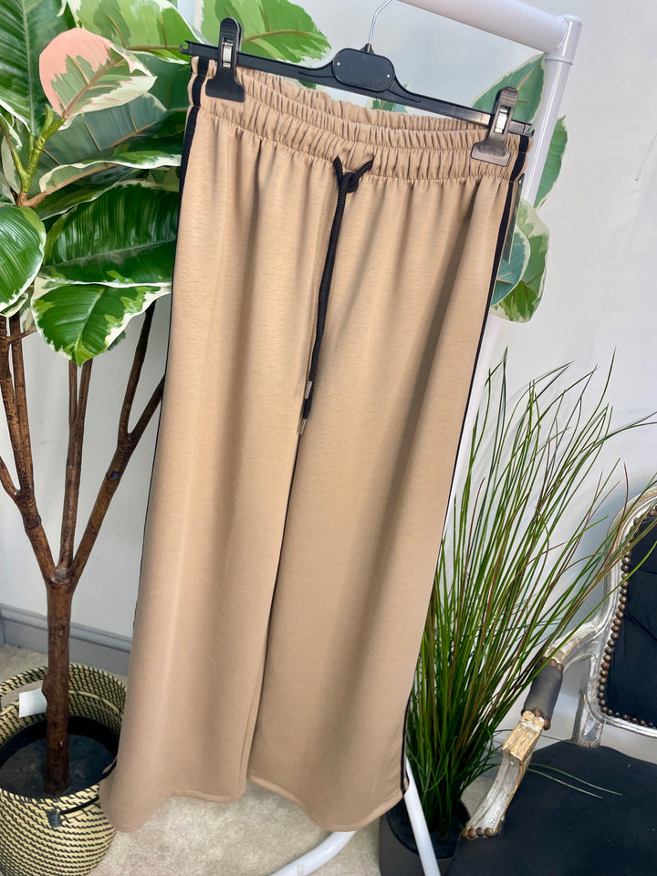 LADIES SPORTS LUXE STRAIGHT LEG JOGGER TROUSERS - NAVY, BLACK & CAMEL