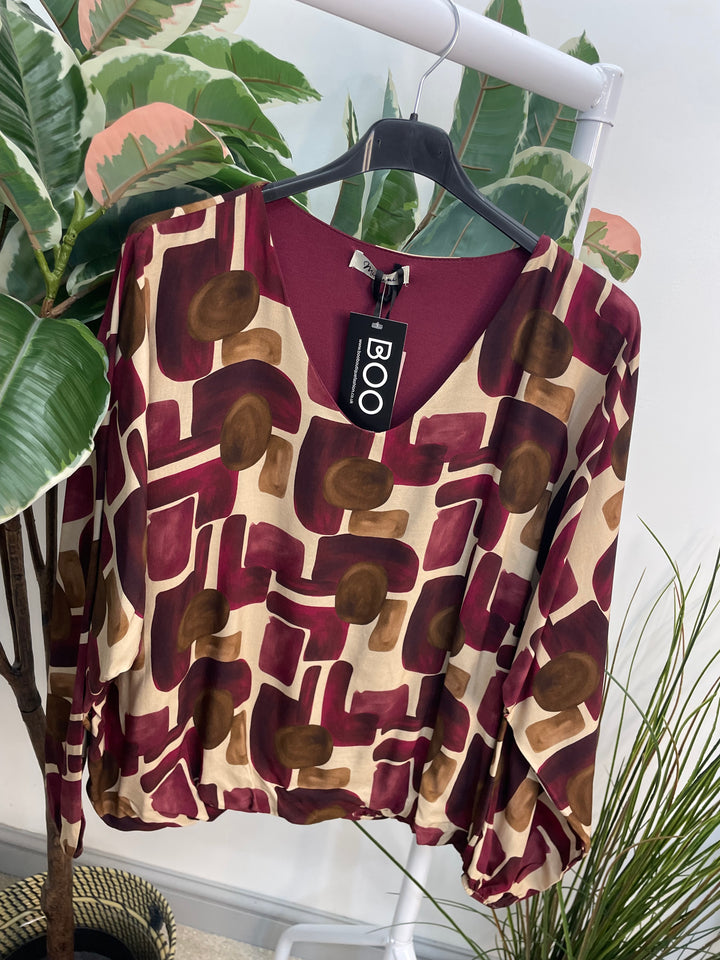 LADIES RETRO PRINT TOP - BROWN, BURGUNDY, BLACK