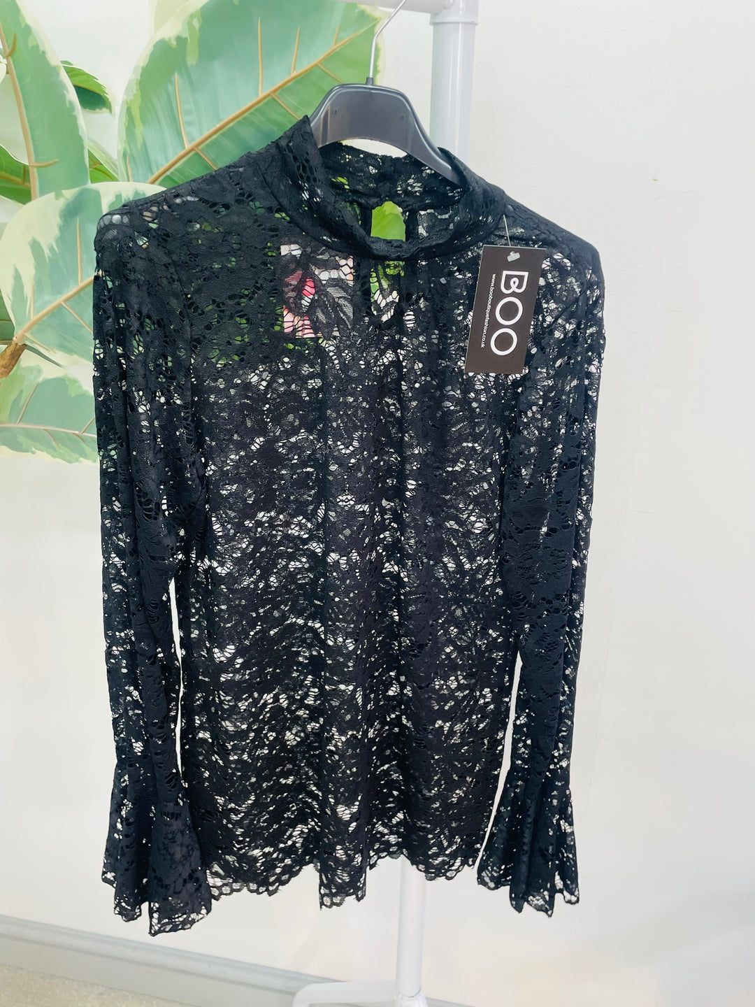 The VODKA lace blouse - 2 colours
