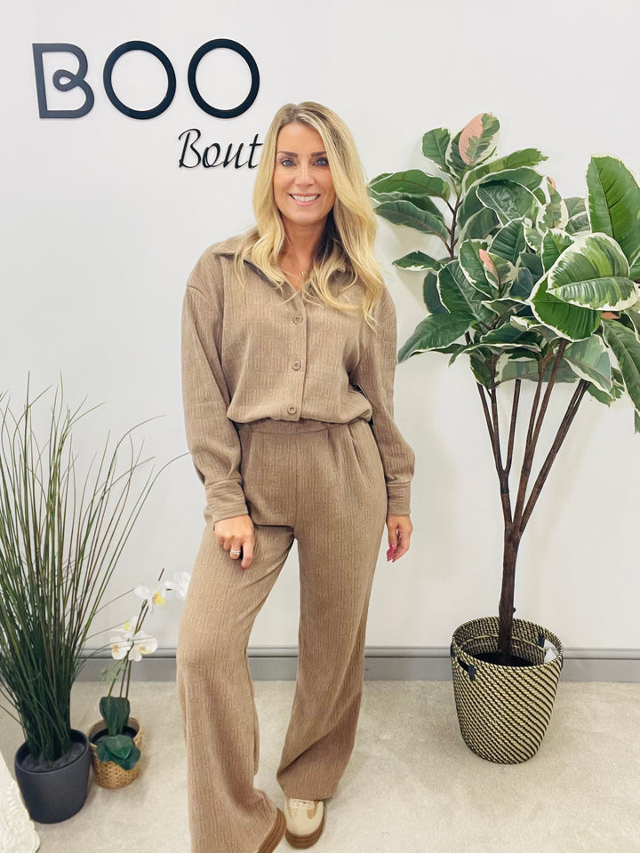 The VIV trouser Co ord - one khaki and black only