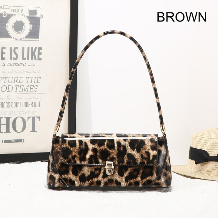 SMALL LEOPARD PATENT HANDBAG ( 218 ) - 2 colours