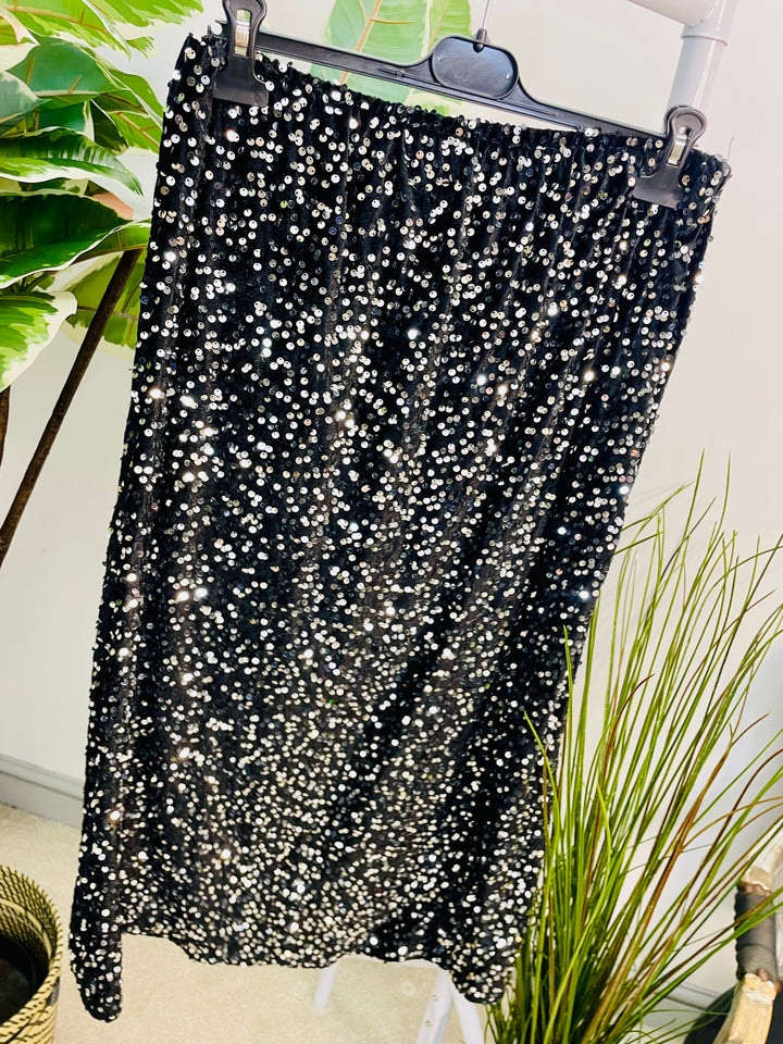 LADIES SEQUIN MAXI SKIRT - BLACK & SILVER