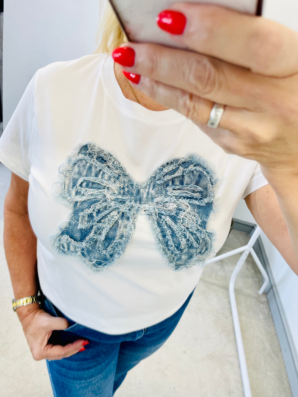 LADIES WHITE T SHIRT WITH DENIM BOW DETAIL