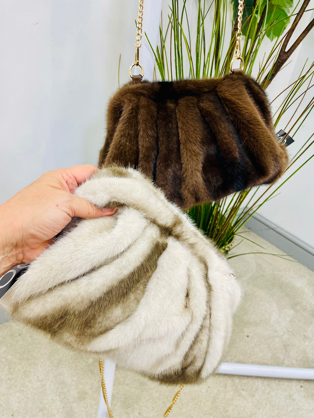 LADIES FAUX FUR SHOULDER HANG BAG - CREAM AND MINK
