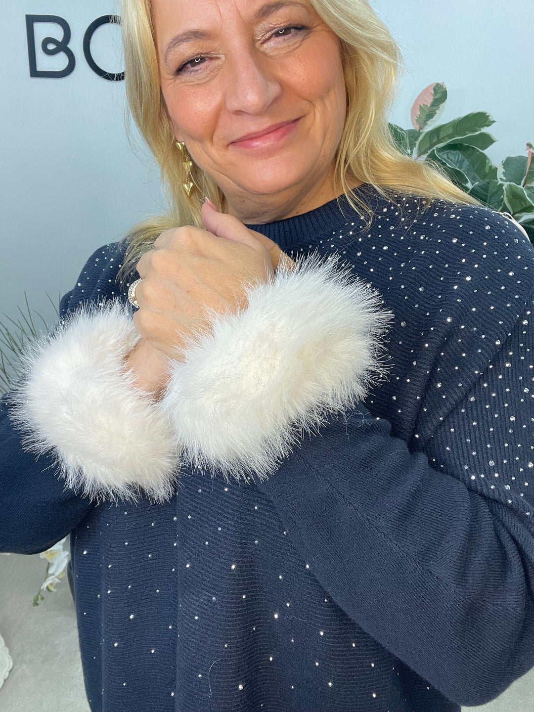 LADIES FAUX FUR FASHION CUFFS - NAVY, BLACK, MOCHA & WHITE