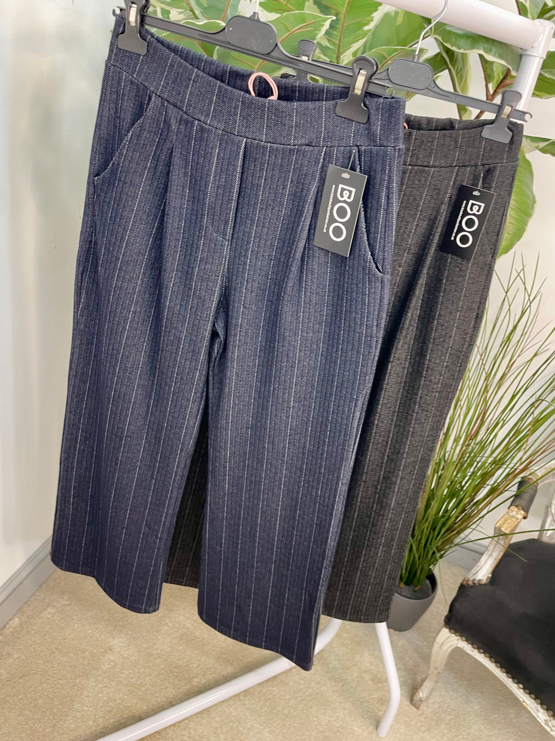 The PERRY pinstripe trousers - 2 colours