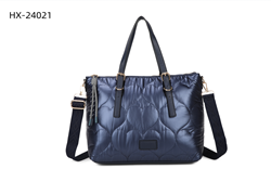 The DASHER padded tote bag - 3 colours