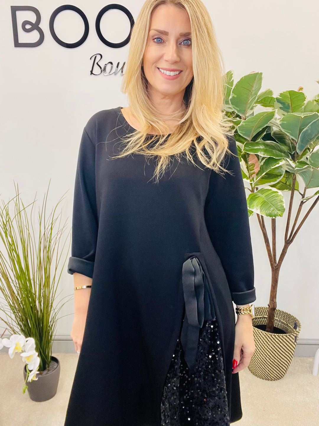 LADIES BLACK SWEATSHIRT STYLE SEQUIN DETAIL DRESS