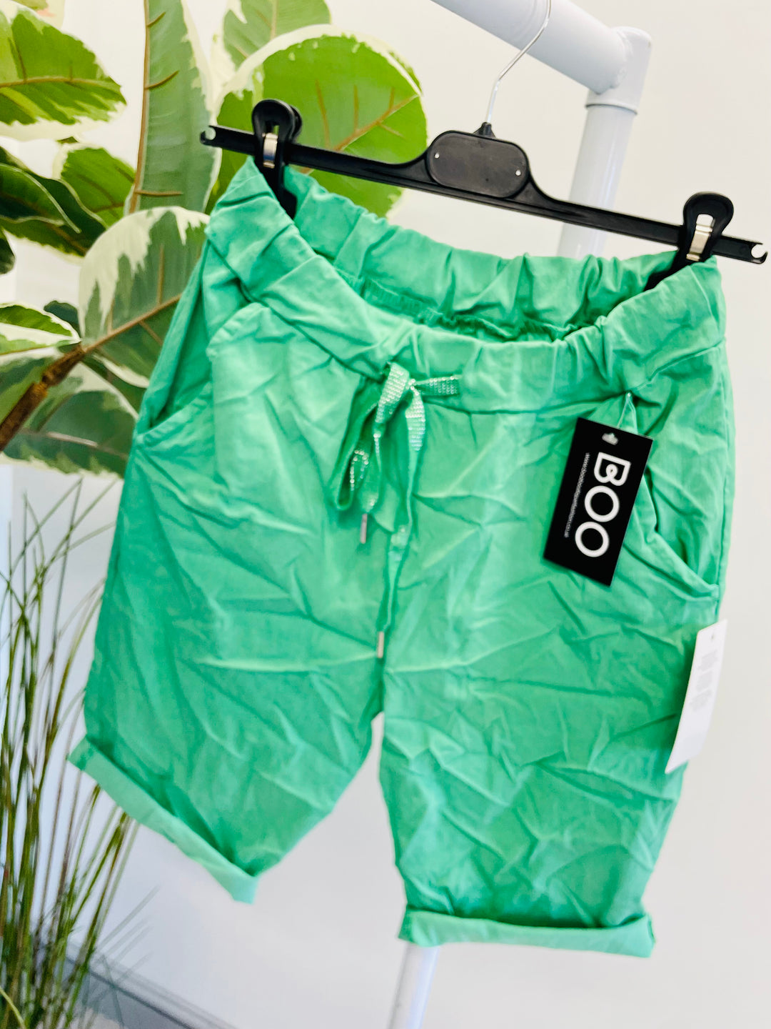 LADIES STRETCH SUMMER MAGIC SHORTS - 13 COLOURS