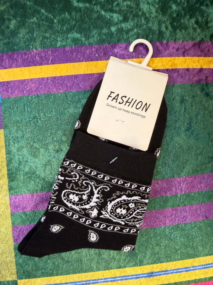 The PAISLEY socks - 5 colours