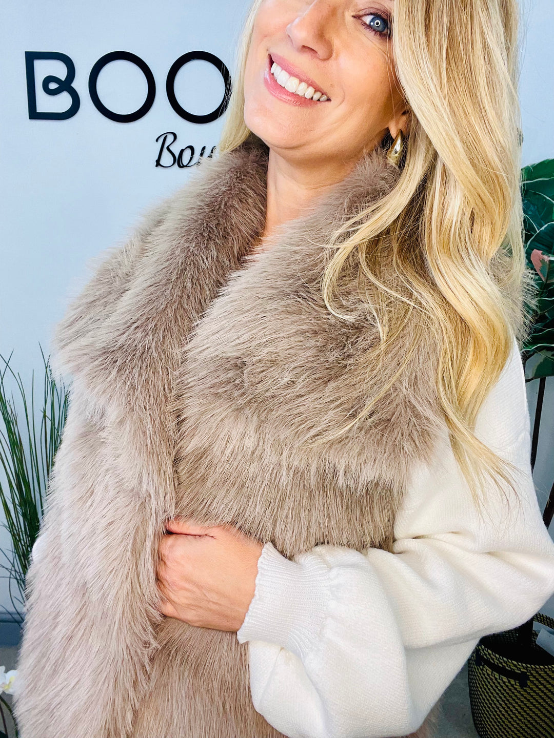 LADIES FASHION FAUX FUR GILET - BEIGE, BLACK, BROWN & CREAM