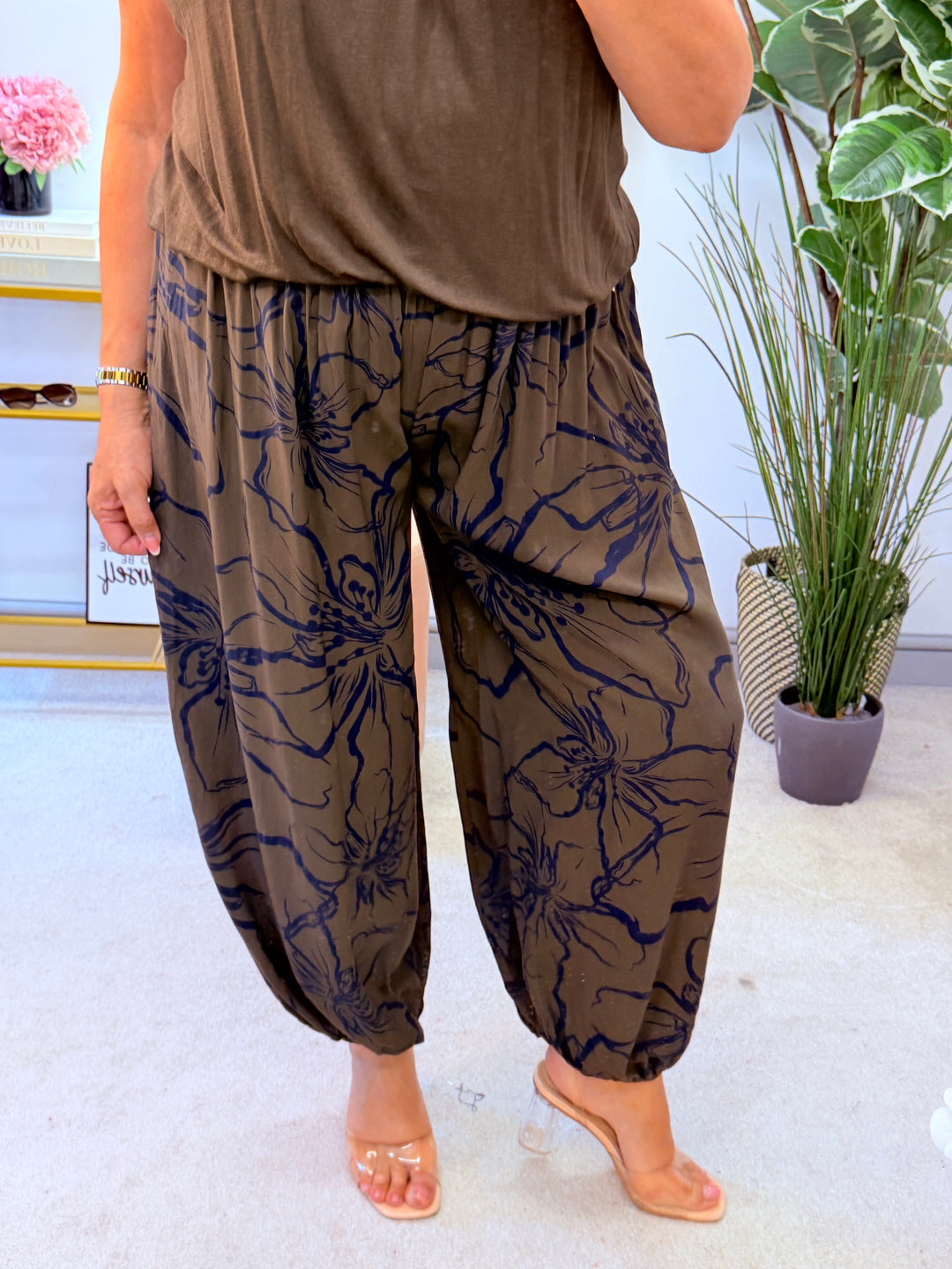 The JONI trousers - 3 colours