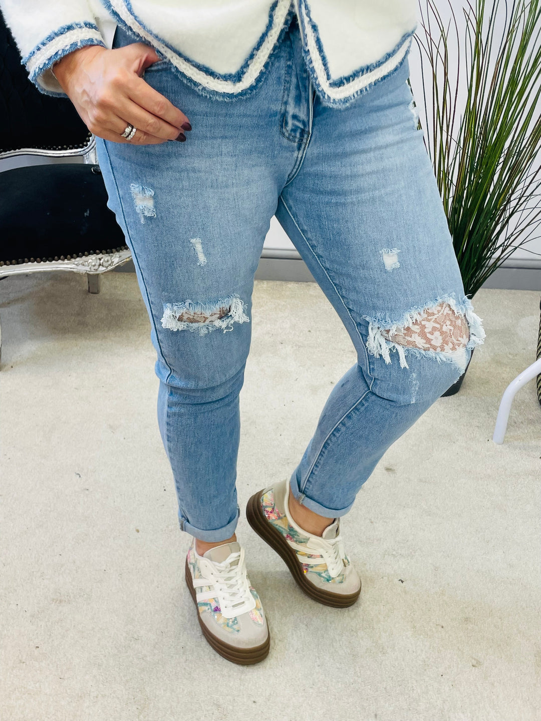 LADIES FASHION LIGHT BLUE DISTRESSED LACE JEANS
