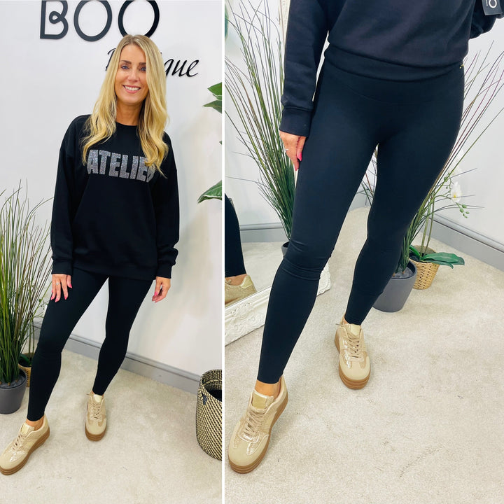 The SALVIA black energy leggings