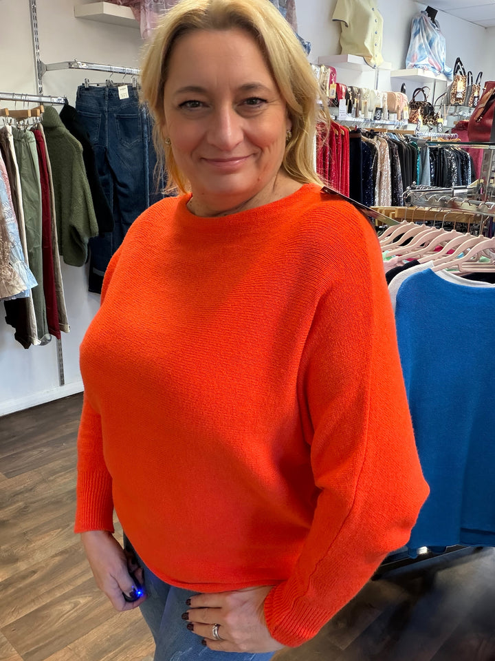The LARA jumper - 10 colours