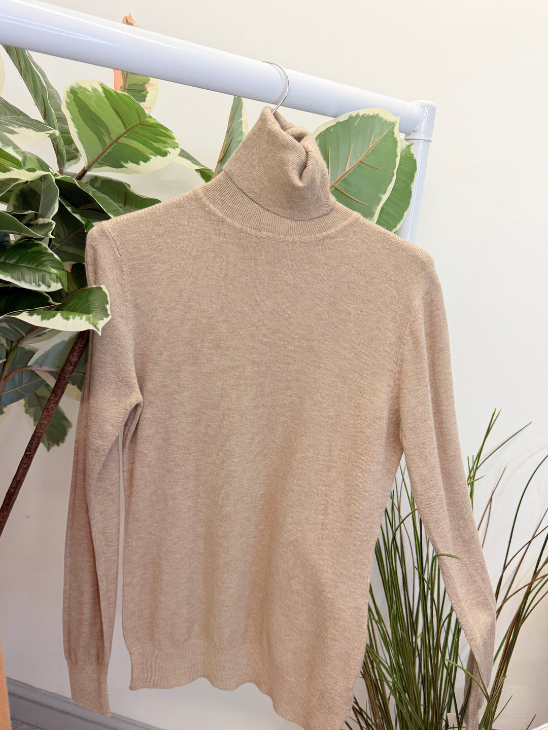 LADIES FINE KNIT ROLL NECK JUMPER - BERRY, BLACK, BEIGE, RED, KHAKI BROWN