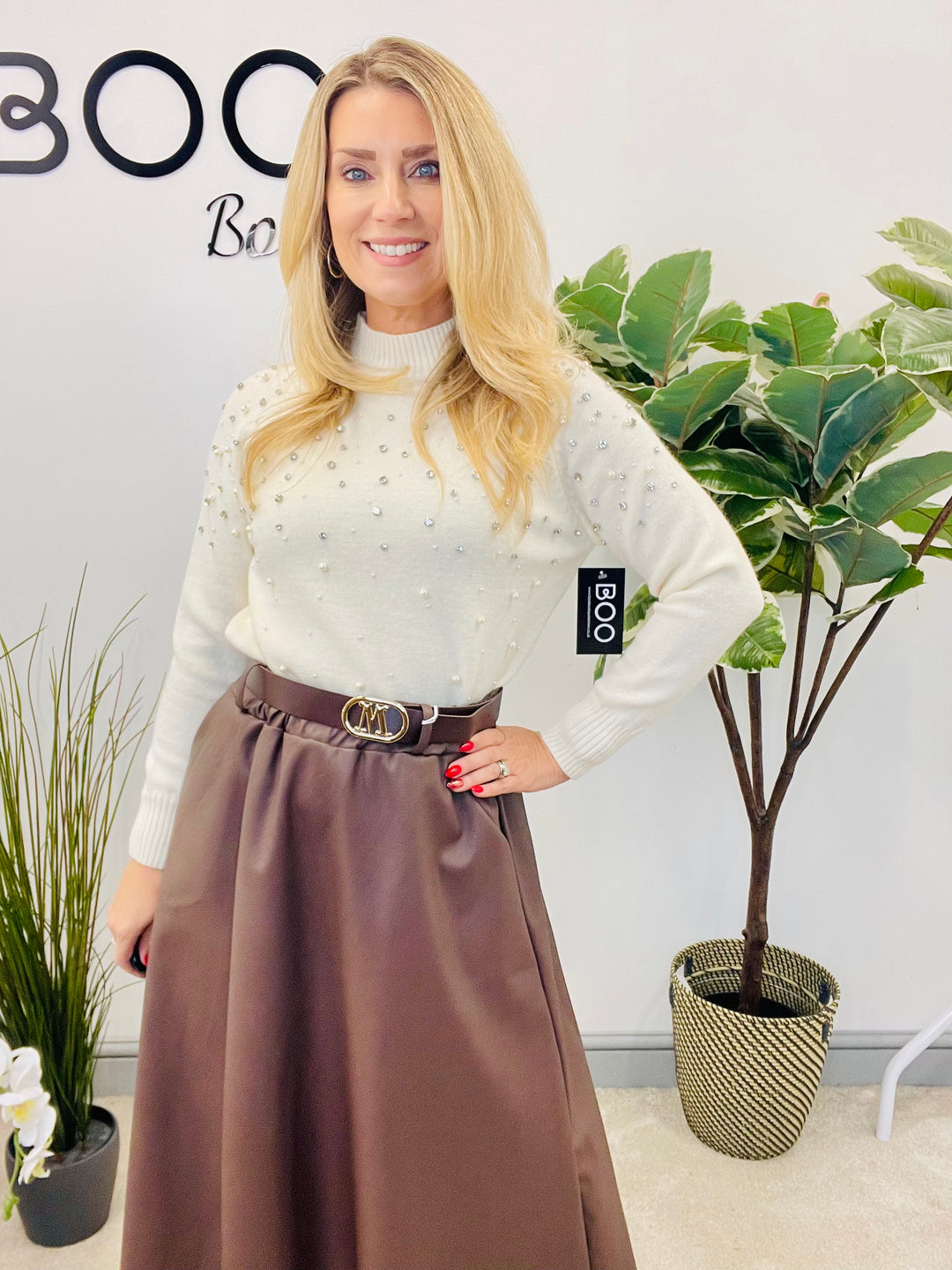 LADIES PEARL & DIAMANTE JUMPER - BLACK & WHITE