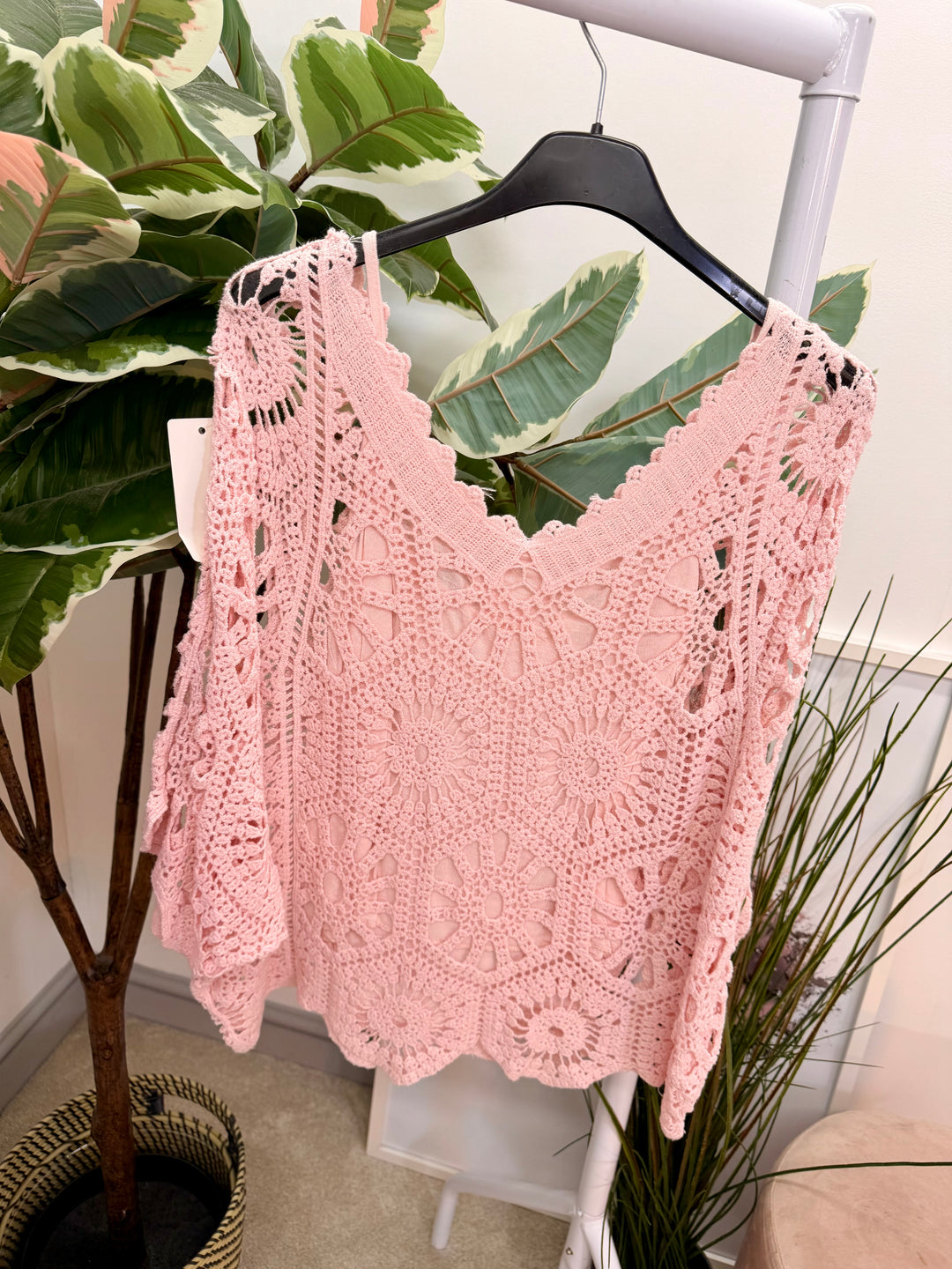 Ladies Fashion Crochet Open Knit Top baby pink