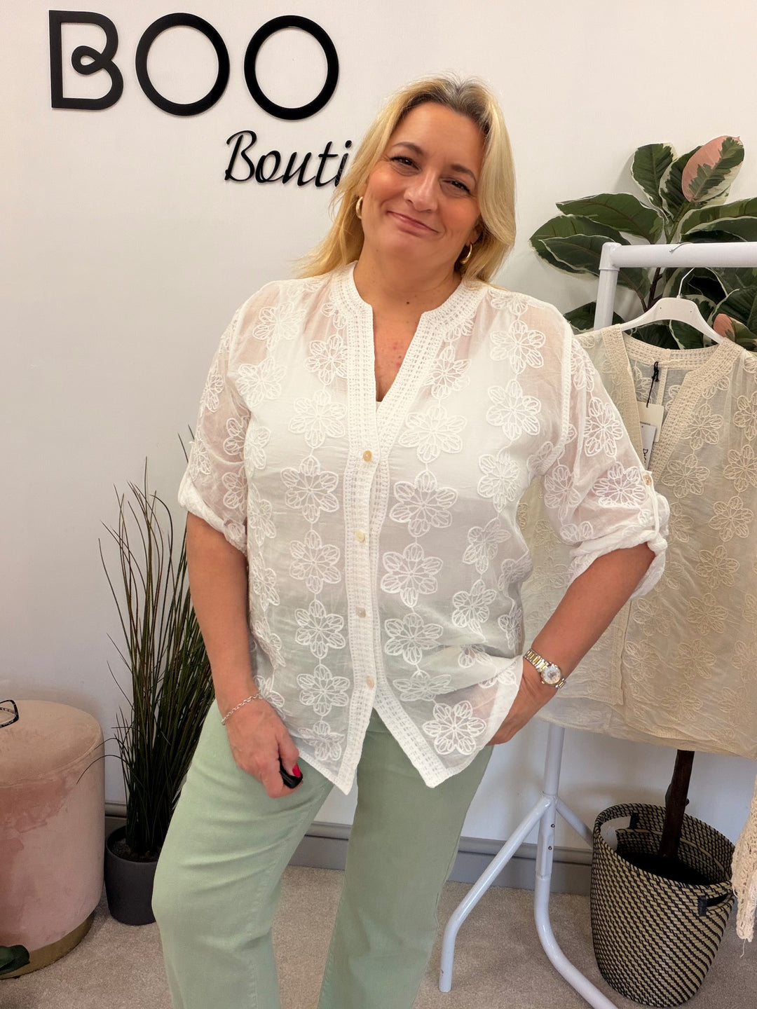 The DOREEN shirt - 2 colours