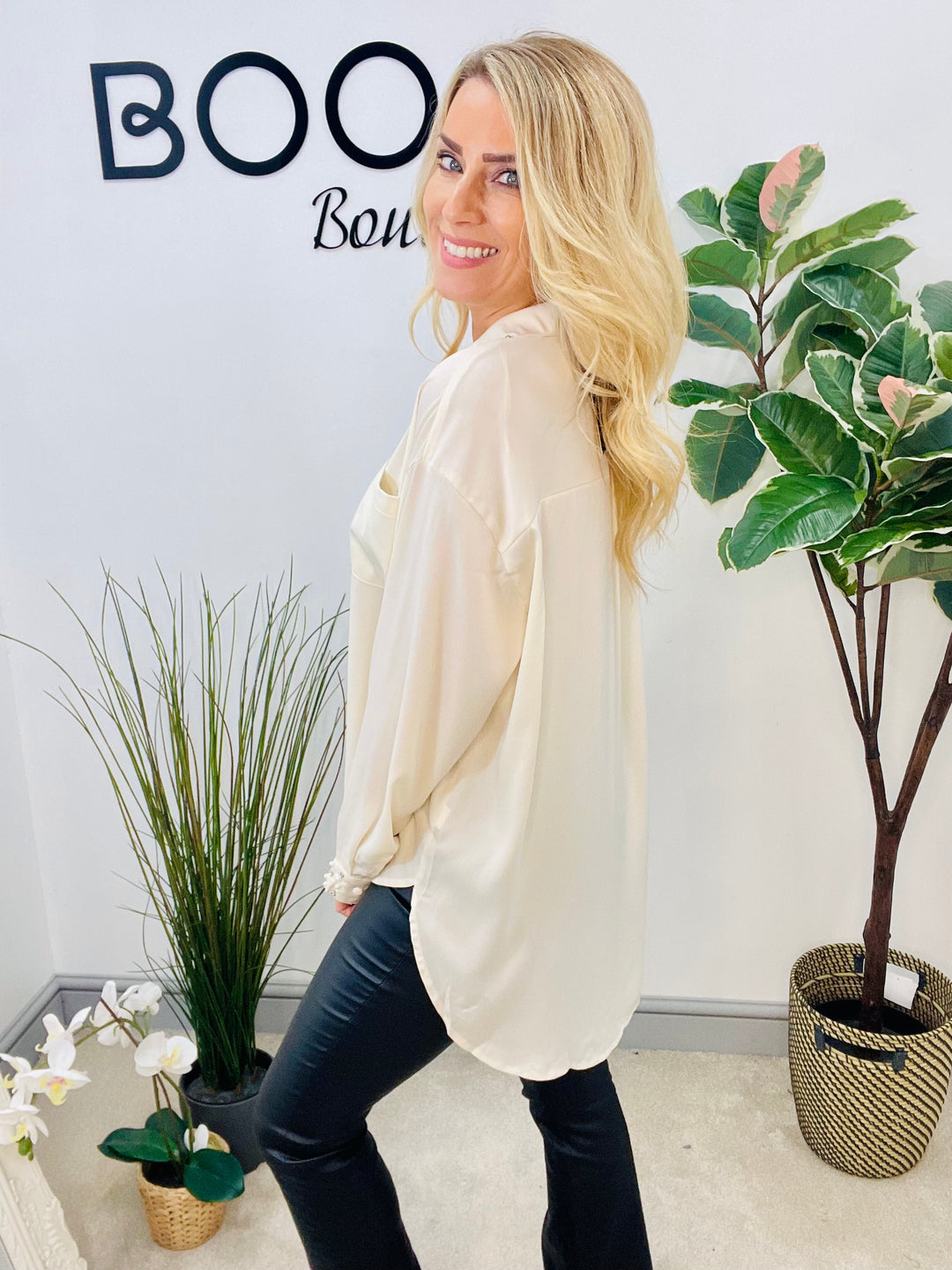 LADIES SILKY PEARL DIAMANTE SHIRT BLOUSE - CREAM & BLACK