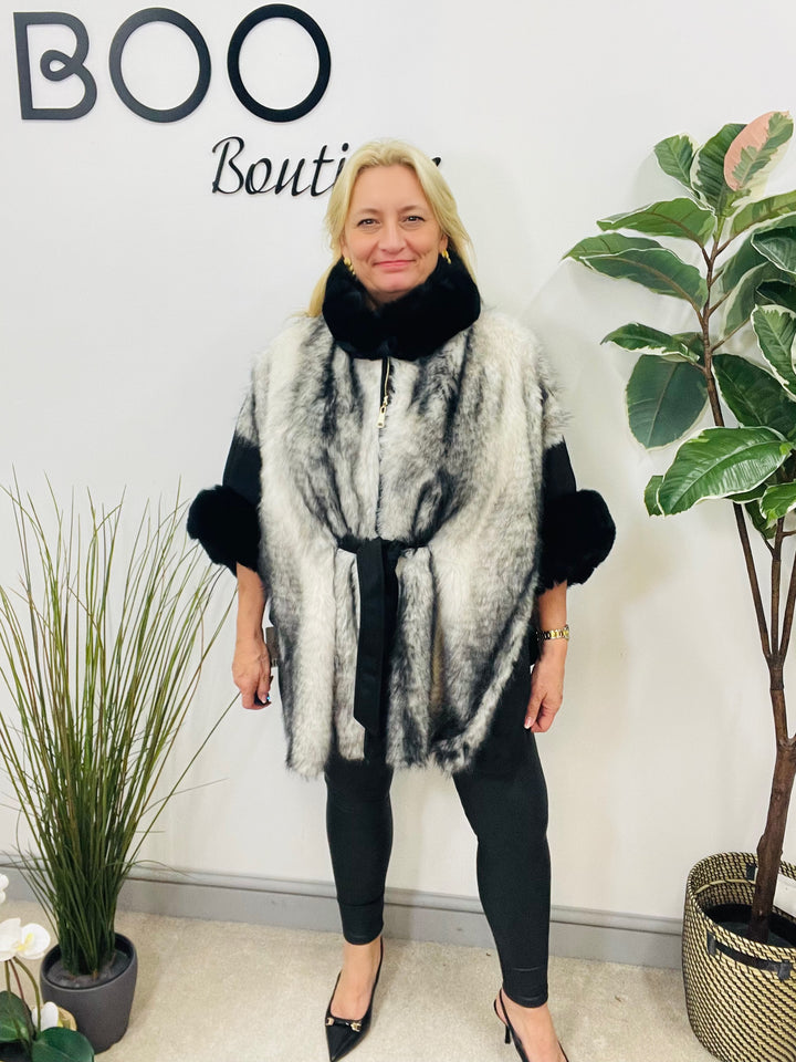 The MITZY faux fur cape - 3 colours!