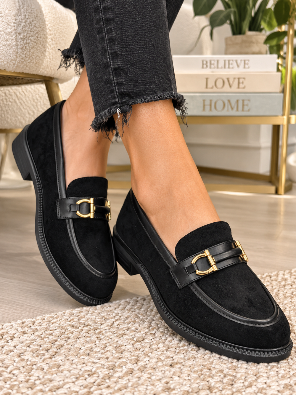 Ladies Fashion Black Faux Suede Flat Loafer Shoes 