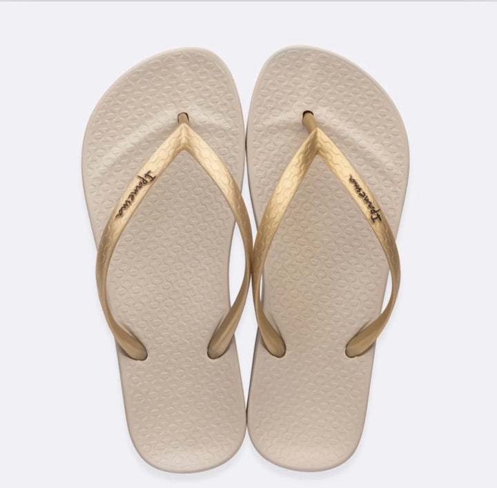 Ladies Ipanema Flip Flops - Black & Beige