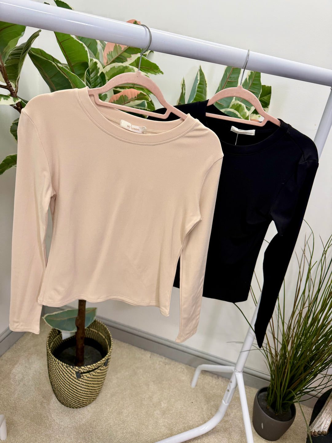 LADIES FLEECE LINED LONG SLEEVE BASIC TOP - BLACK & BEIGE