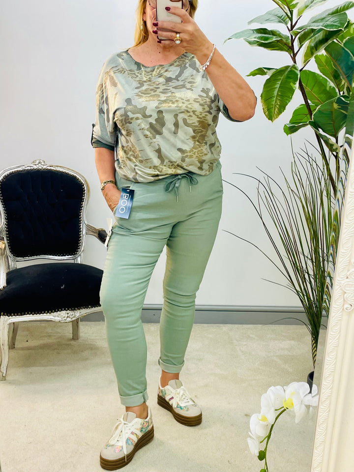 Women’s Stretch Crinkle Magic Trousers sage