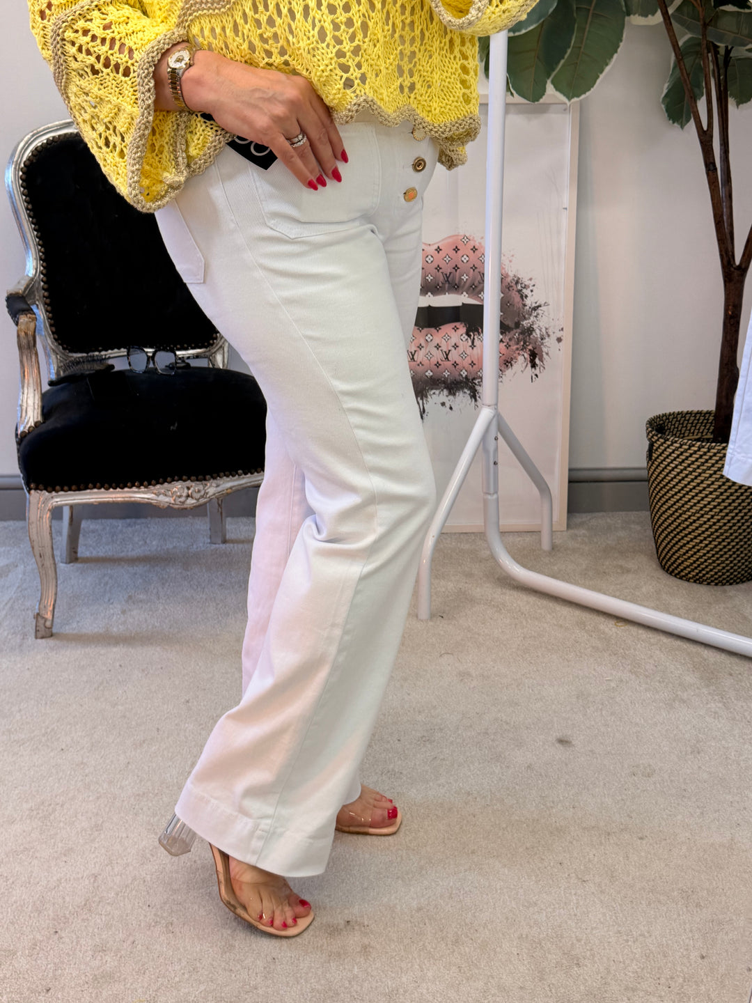 The MINNY white wide leg jeans - sizes 8 to 14