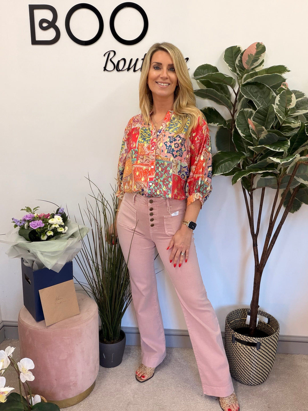 Ladies Fashion Pink Wide Leg Button Fly Jeans