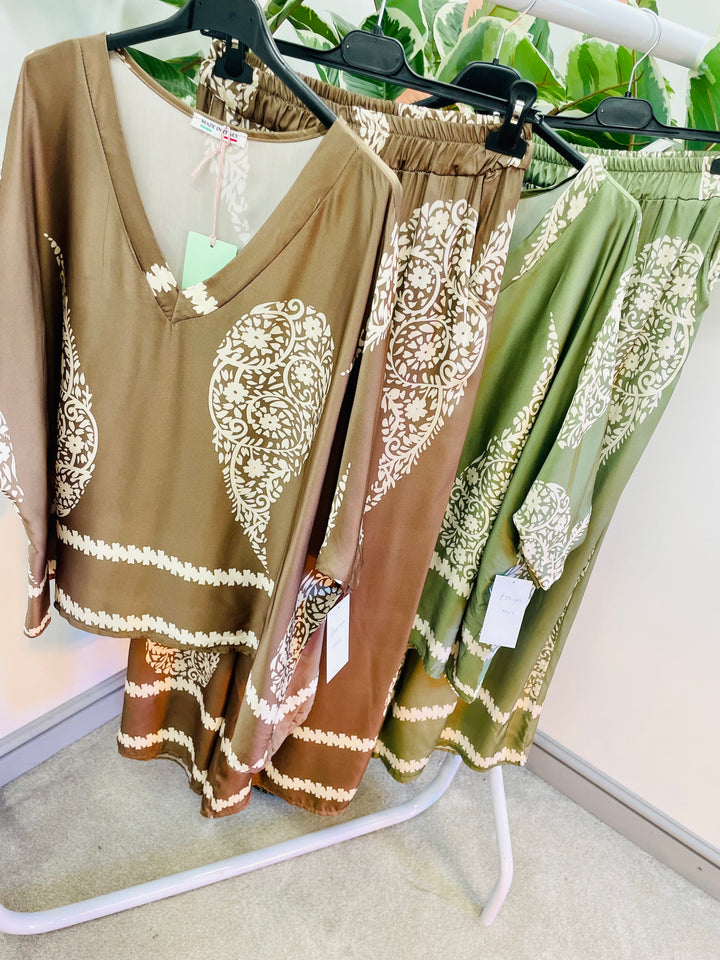 LADIES WOMENS SATIN OVERSIZE DRAPE TOP - KHAKI & BROWN