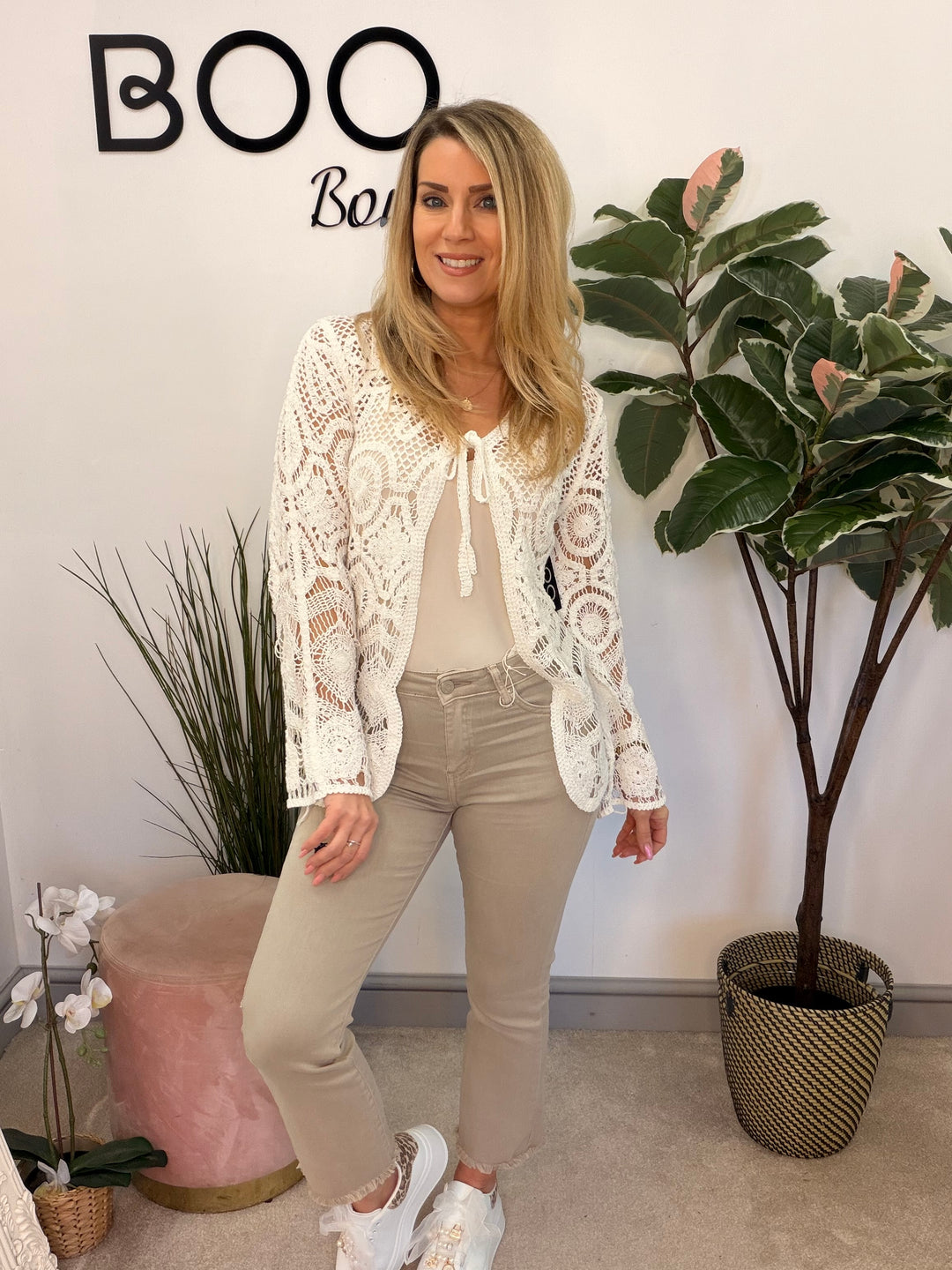 Ladies Fashion Boho Crochet Shrug Cardigan - beige and white