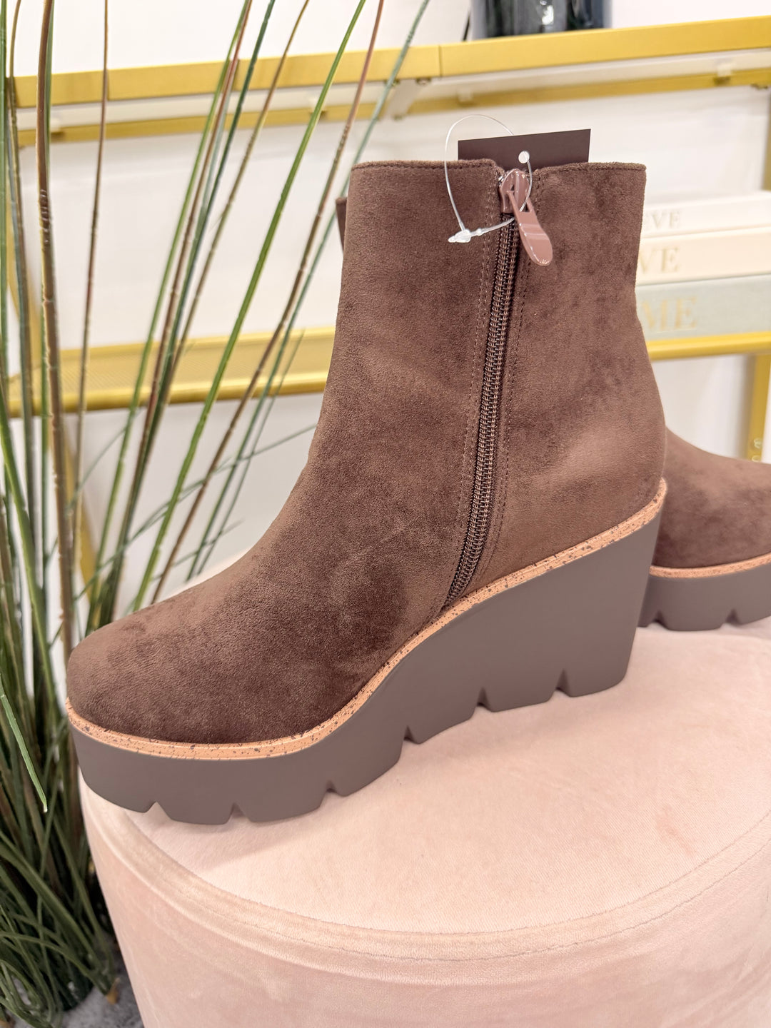 Chocolate Brown Faux Suede Wedge Heel Platform Ankle Boots ( 5067 )