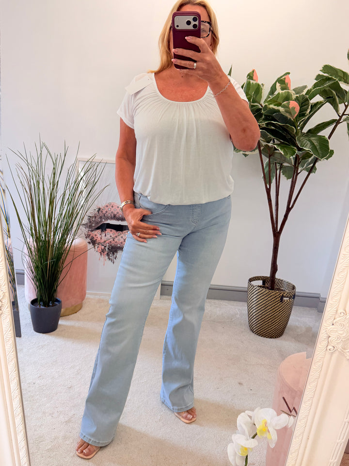 Ladies Easy to Wear Bubble Summer Top white